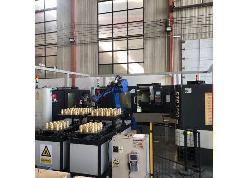 消防铜阀及组件上下料：机床上下料机器人应用广泛应用于批量化工件加工制造应用。